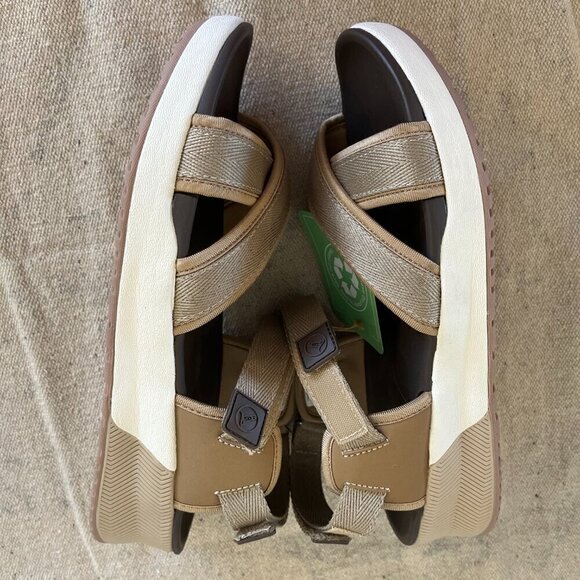 Lands' End Woman's Errand Runner Summer/Beach Tan Khaki Comfort Sandles Sz 9.5 - Picture 5 of 10